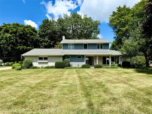 5932 Doris Dr, Erie, PA 16509