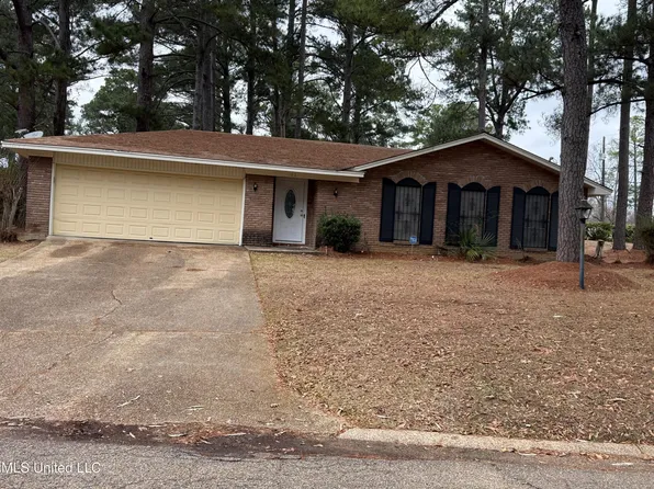 102 Pine Island Dr, Jackson, MS 39206