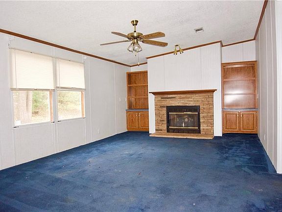 5th image of 364 San Saba Ln