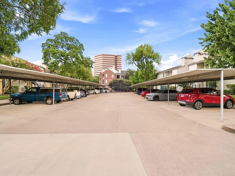 2425 Augusta Dr #22 — Photo 31