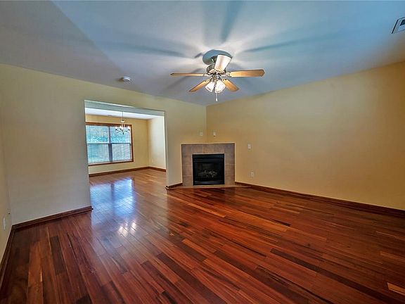 5th image of 2108 E 26th St