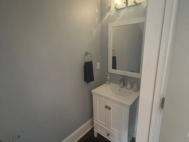 5283 Holmes St — Photo 10