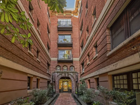 1829 NW Lovejoy St Unit 303, Portland, OR 97209