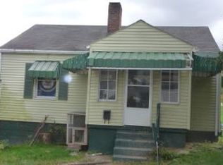 100 Hickory St, Powhatan Point, OH 43942