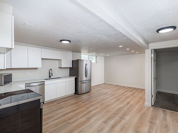 3rd image of 3795 W Moreland Cir #Basement