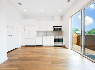 99 Elmwood St #101, Cambridge, MA 02140