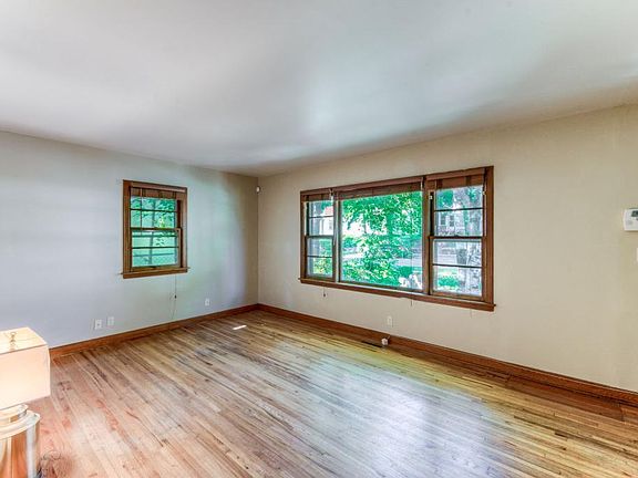 4th image of 3334 Logan Ave N