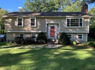 19 Juniper Brook Rd, Northborough, MA 01532