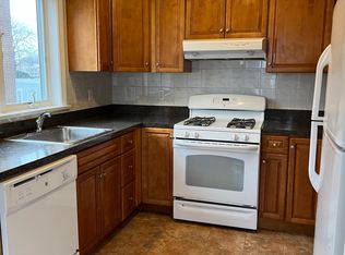 19 Burhans Ave #2B, Yonkers, NY 10701