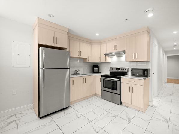 2785 E 4th Ave #B, Vancouver, BC V5M 1K7