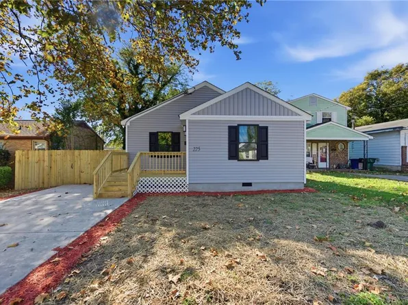 225 Poplar Ave, Newport News, VA 23607