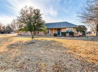 168 White Creek Rd, Van Alstyne, TX 75495
