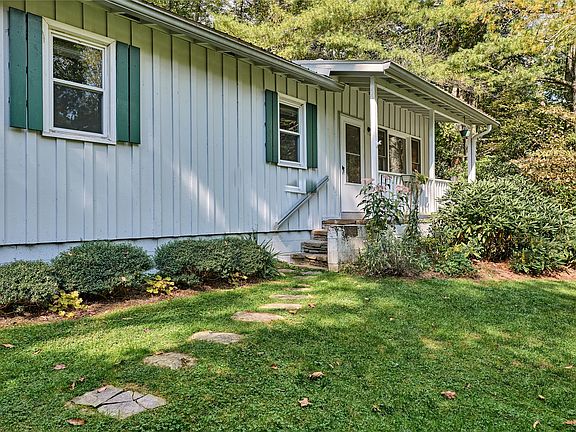 3rd image of 556 Shortoff Road