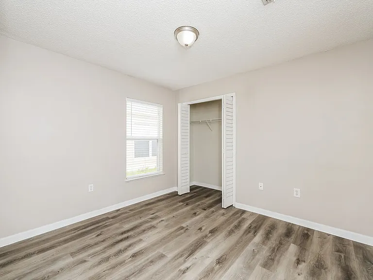 12938 Bridleford Dr — Photo 14