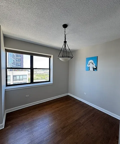 1529 S State St #15H — Photo 3