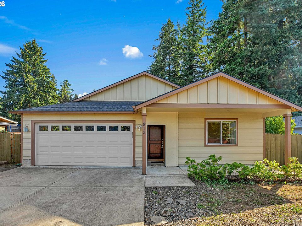 1st image of 813 NE 194th Ave