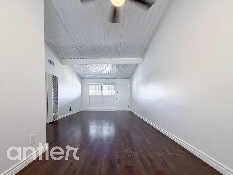 4116 Palmwood Dr #B6 — Photo 3