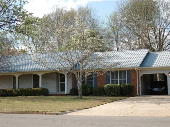 5022 14th St E, Tuscaloosa, AL 35404