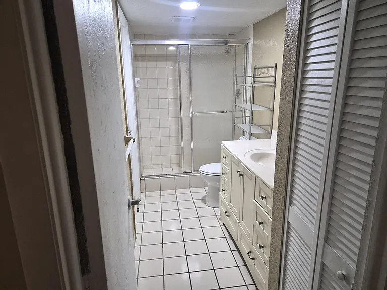 4166 Inverrary Dr #403 — Photo 29