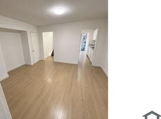 525 W 50th St, Los Angeles, CA 90037