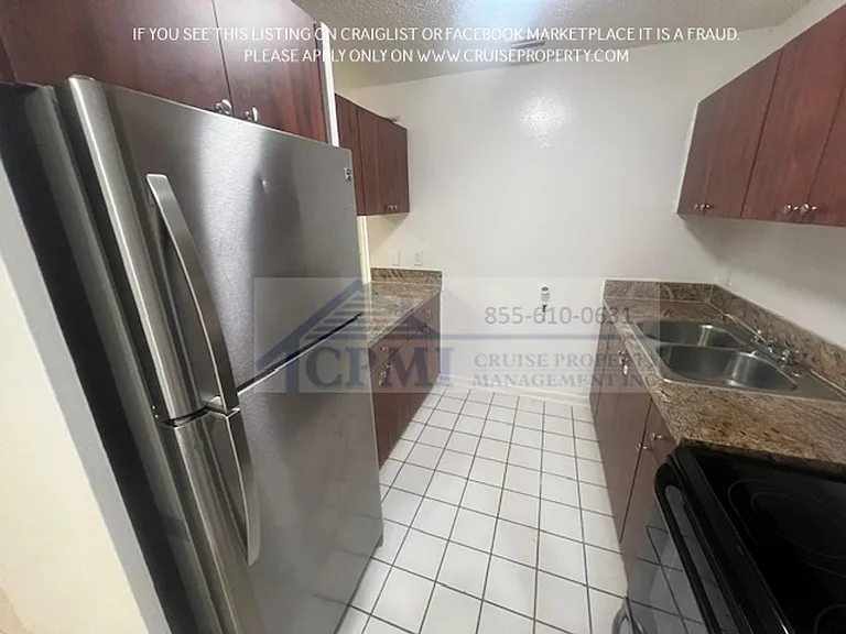 1755 Forest Hill Blvd West Palm Beach, FL 33406 — Photo 12