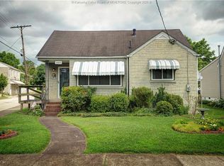 468 18th St, Dunbar, WV 25064