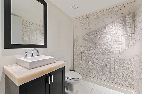 Sold by R New York | media 34