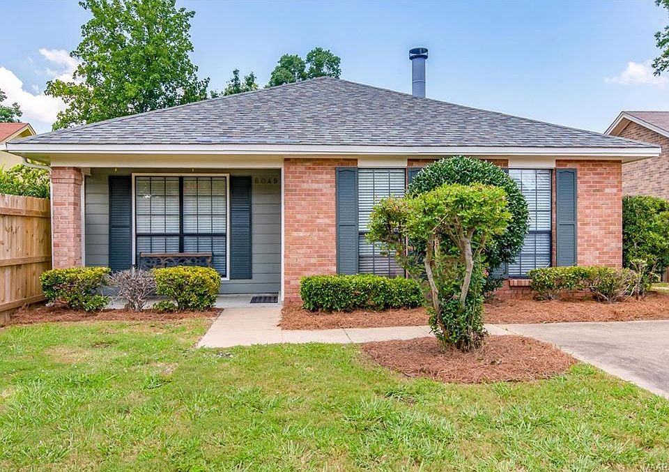 1st image of 6049 Camelot Ct
