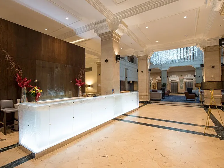Lobby 2