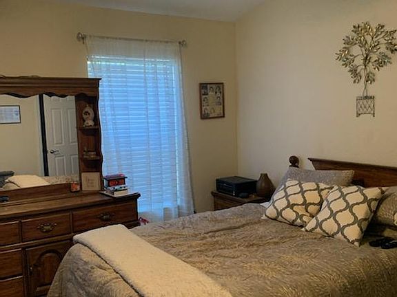 2nd image of 1741 Stockton Dr
