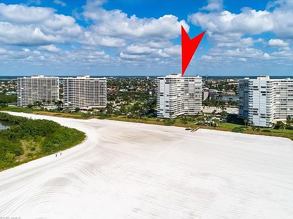 2nd image of 320 Seaview Ct APT 1701