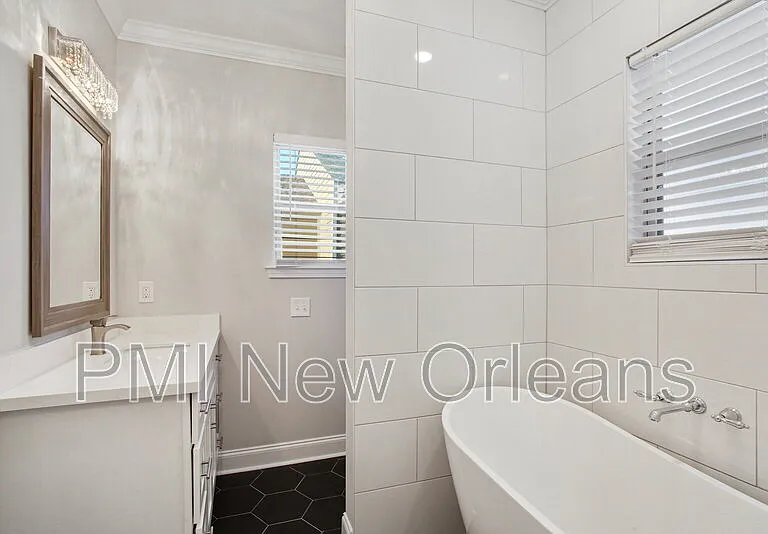 2232 Bienville St — Photo 11
