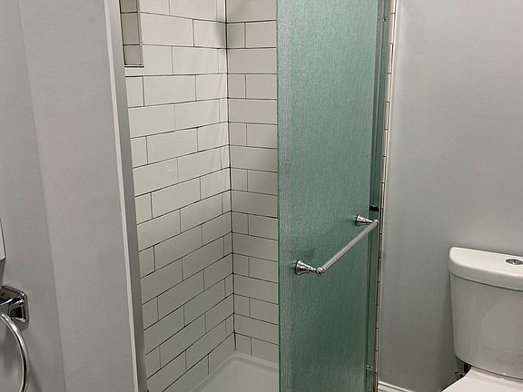 4th image of 2652 W Logan Blvd APT 1R