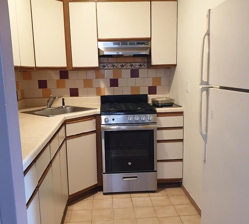 1st image of 32-83 38th St #2R