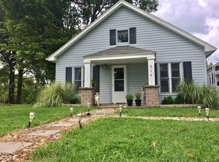 214 Delaware St, Stilwell, KS 66085