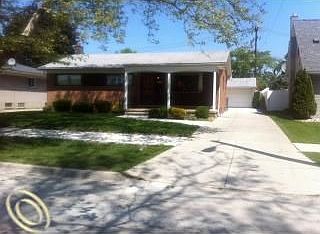 1st image of 20724 Crestmont Ln