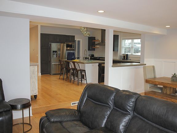5th image of 11938 Camp Lake Dr NE