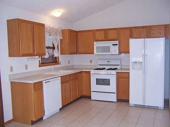 3rd image of 3767 Northline Dr