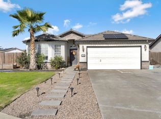 1144 W Orange St, Hanford, CA 93230