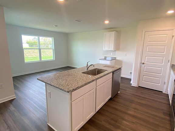 3rd image of 22203 Aleutian Ave