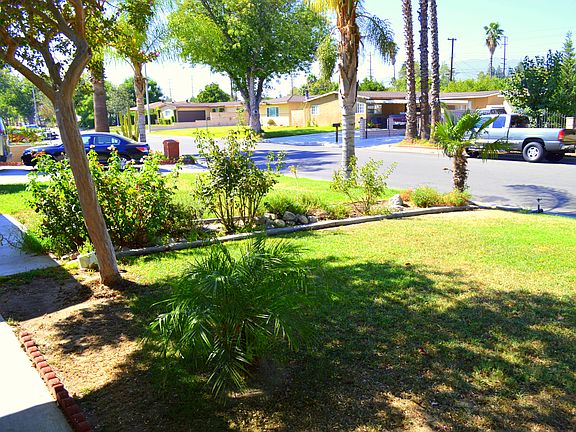 2nd image of 1712 E La Deney Dr