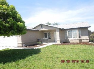 130 Curtiss Ln, Coalinga, CA 93210