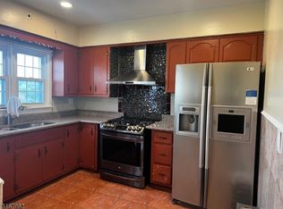 38 William Pl, Totowa, NJ