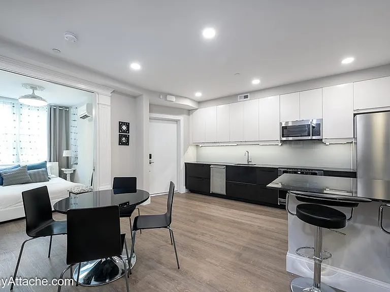 1521 Corcoran St NW #1 — Photo 3