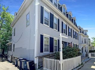607 E 7th St, South Boston, MA 02127