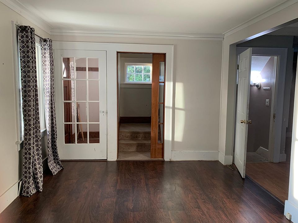 Living room (sliding glass pocket door to upstairs)