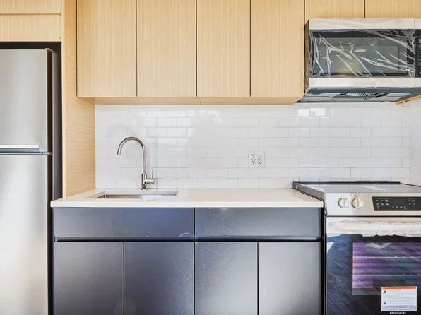 2481 Crotona Avenue image 1 of 5