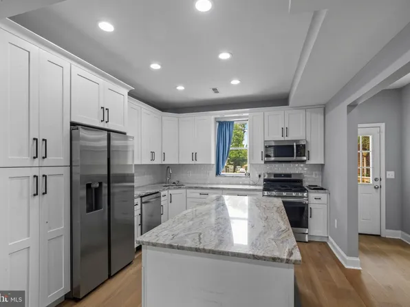 2918 Allendale Rd, Baltimore, MD 21216
