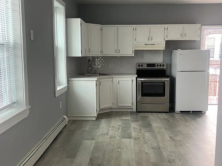 5245 Glenloch St #2 — Photo 5