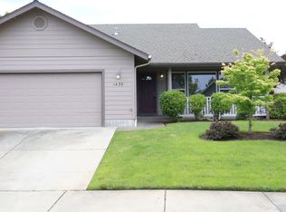 1439 Andy Griffith Dr, Grants Pass, OR 97527